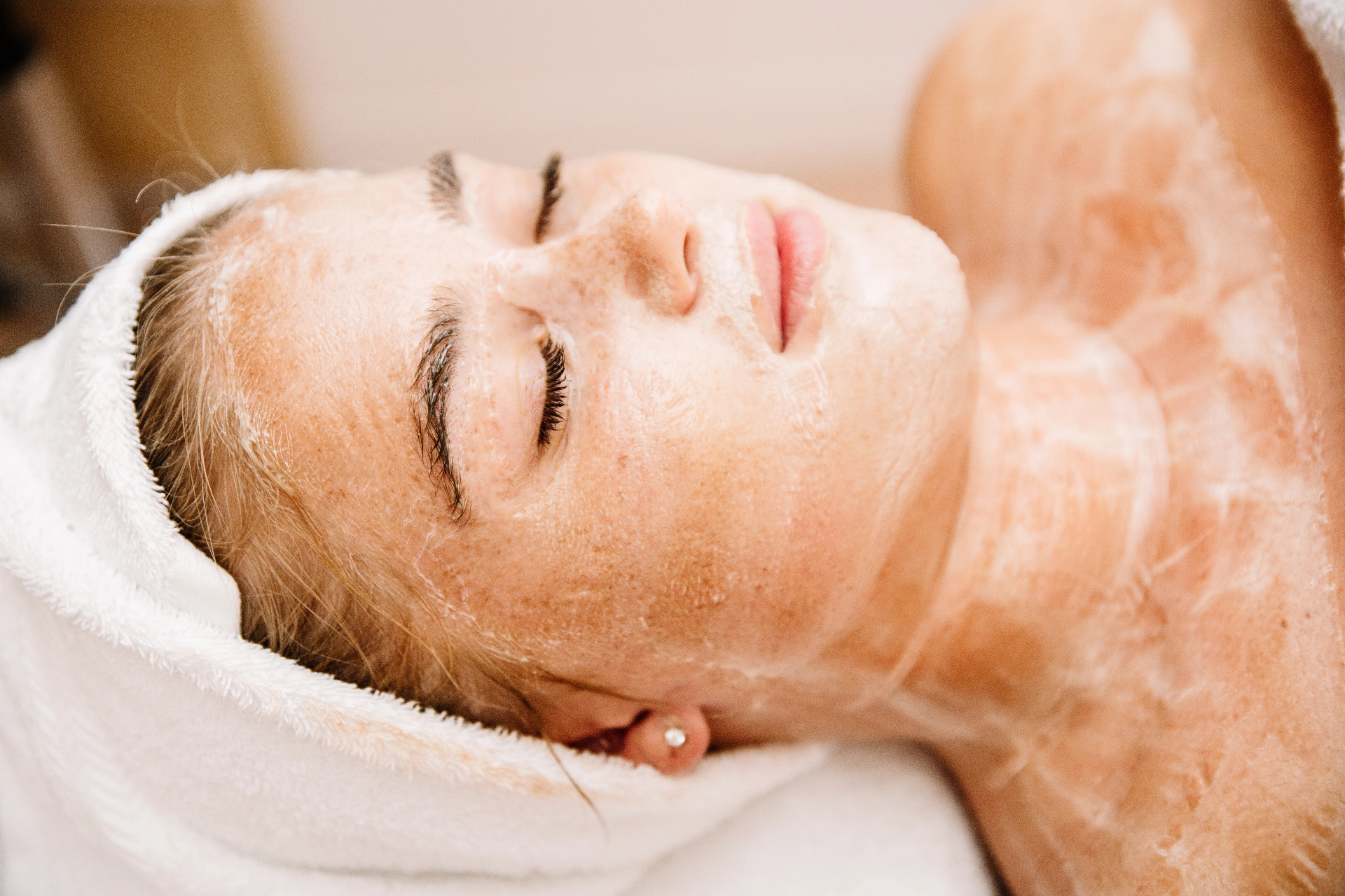 Facial treatment at KAILO Medispa.